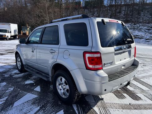 Used 2011 Ford Escape Limited w/ 302A Rapid Spec Order Code image 5