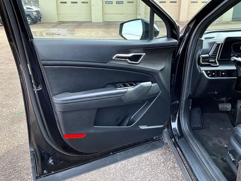 Used 2023 Kia Sportage X-Line w/ X-Line Premium Package image 10