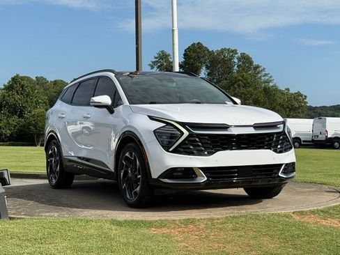 Used 2023 Kia Sportage SX FWD image 1