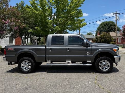 Used 2015 Ford F350 Lariat w/ Lariat Ultimate Package AWD/4WD image 2