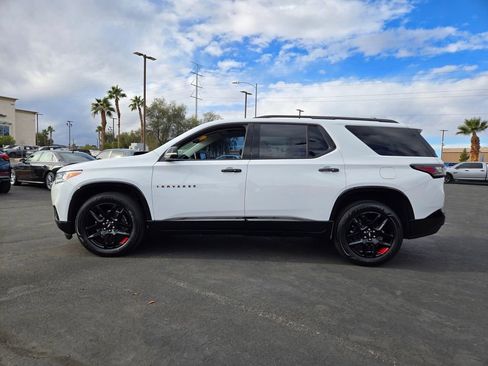 Used 2021 Chevrolet Traverse Premier w/ Redline Edition image 3