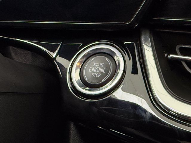 Used 2026 Chevrolet Trax RS w/ Sunroof Package FWD image 15