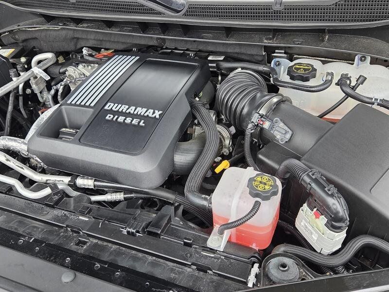 Used 2026 Chevrolet Silverado 1500 ZR2 AWD/4WD image 22