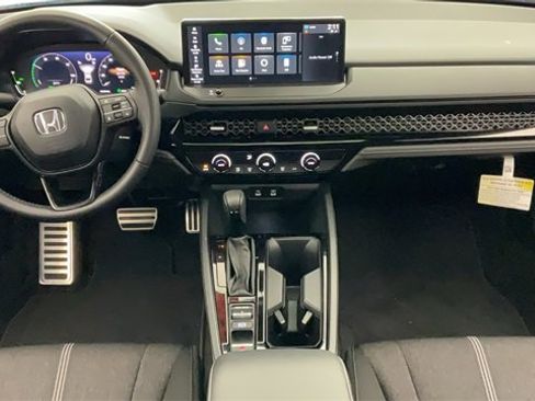 Certified 2024 Honda Accord Sport image 3