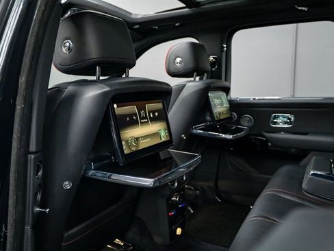 Used 2020 Rolls-Royce Cullinan AWD/4WD image 19