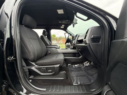 Used 2018 Ford F150 XLT w/ Equipment Group 302A Luxury AWD/4WD image 18