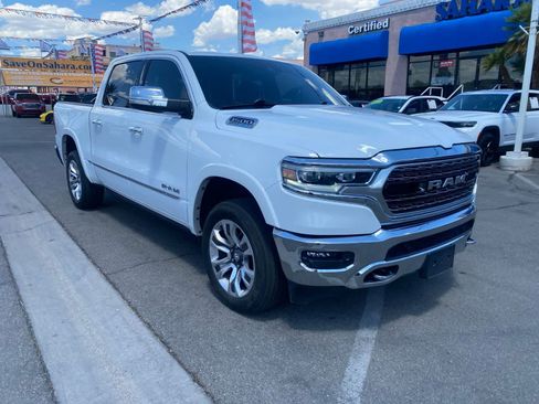 Used 2022 RAM 1500 Limited AWD/4WD image 3
