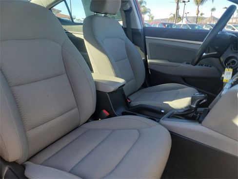 Used 2019 Hyundai Elantra SEL image 22