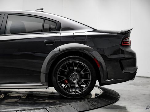 Used 2020 Dodge Charger SRT Hellcat w/ Harman/Kardon Audio Group image 9