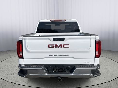 Used 2025 GMC Sierra 1500 SLT image 8