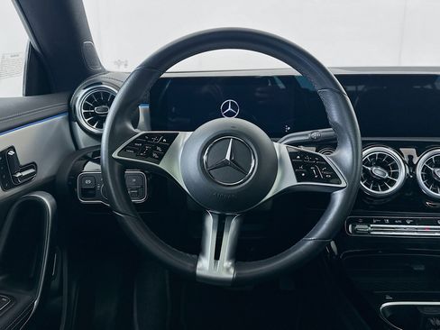 Used 2025 Mercedes-Benz CLA 250 image 18