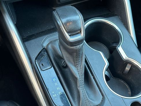 Used 2021 Toyota Highlander XLE image 22