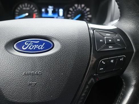 Used 2019 Ford Explorer XLT AWD/4WD image 27