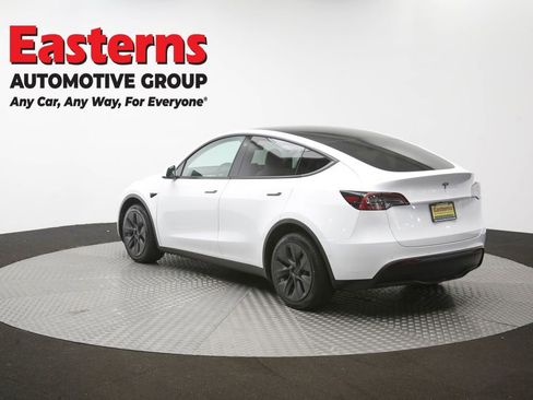 Used 2022 Tesla Model Y Long Range AWD/4WD image 60