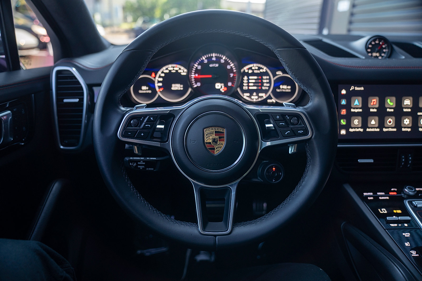 Certified 2023 Porsche Cayenne GTS AWD/4WD image 6