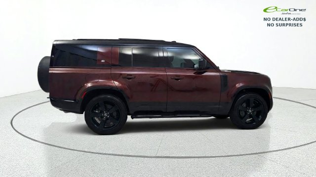Used 2023 Land Rover Defender 130 First Edition AWD/4WD image 9