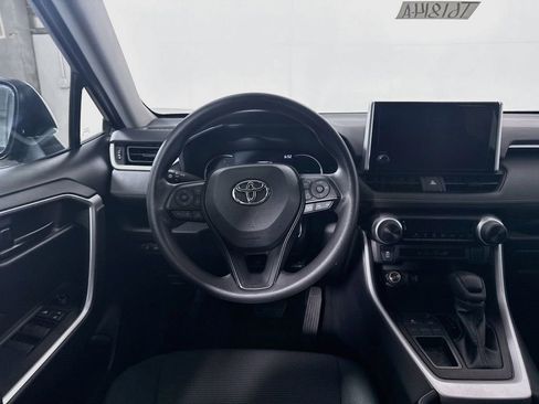 Certified 2023 Toyota RAV4 LE FWD image 20