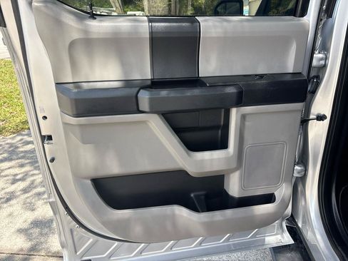 Used 2017 Ford F150 XL w/ Equipment Group 101A Mid RWD image 30