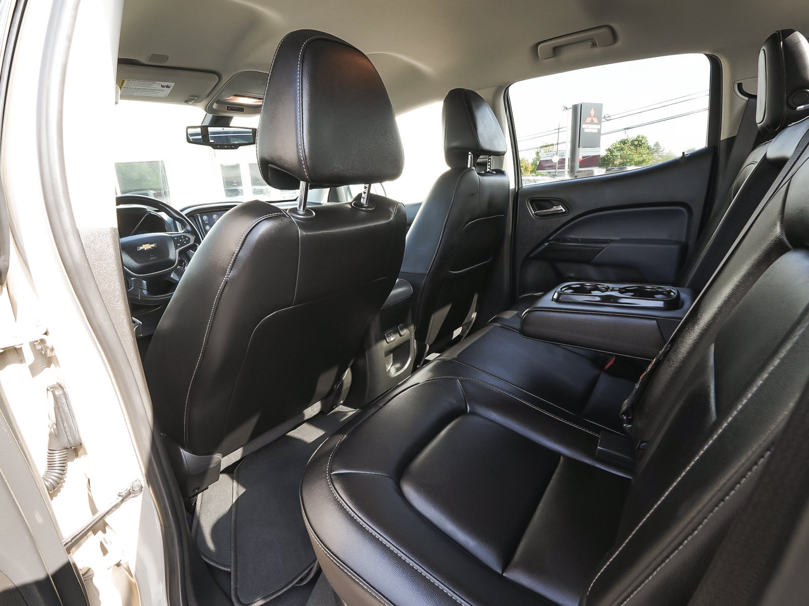 Used 2022 Chevrolet Colorado Z71 AWD/4WD image 36