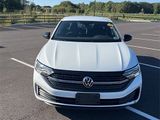 Used 2022 Volkswagen Jetta Sport image 2