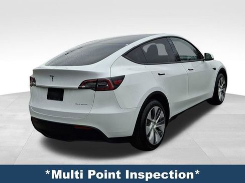 Used 2023 Tesla Model Y Long Range image 7