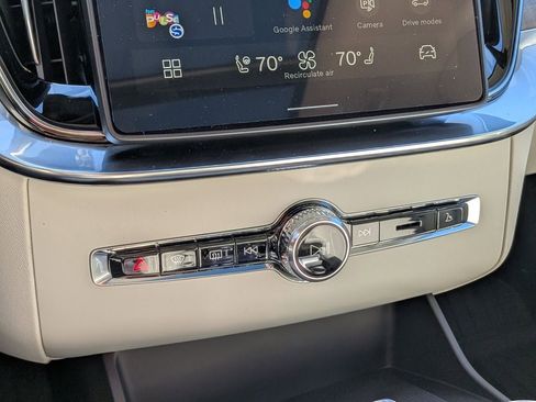 New 2026 Volvo XC90 B6 Ultra w/ Protection Package Premier image 26