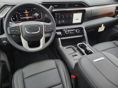 New 2026 GMC Sierra 2500 Denali w/ Denali Reserve Package image 5