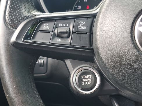 Used 2023 Alfa Romeo Giulia Ti image 20