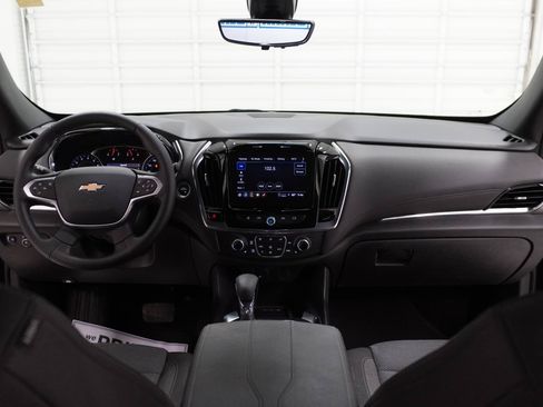 Used 2023 Chevrolet Traverse LT FWD image 33