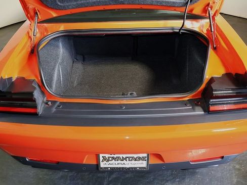 Used 2016 Dodge Challenger R/T Scat Pack RWD image 28