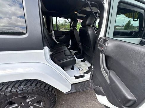 Used 2016 Jeep Wrangler Unlimited Sport AWD/4WD image 12