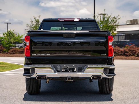 Used 2021 Chevrolet Silverado 1500 LTZ AWD/4WD image 6