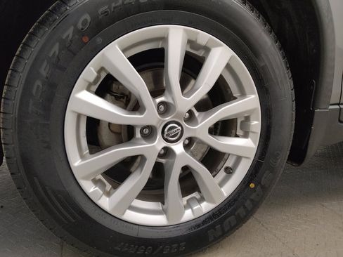 Used 2020 Nissan Rogue SV AWD/4WD image 31