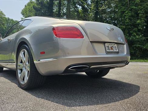 Used 2015 Bentley Continental GT image 26