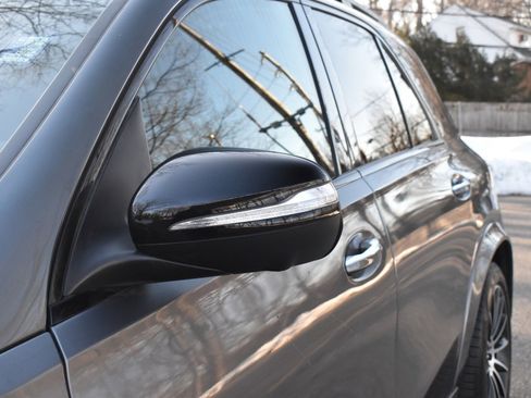 Used 2022 Mercedes-Benz GLE 350 4MATIC w/ AMG Line Exterior image 37