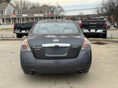 Used 2010 Nissan Altima 2.5 S image 7
