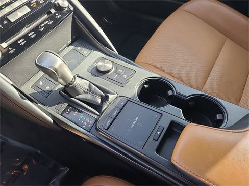 Used 2022 Lexus IS 300 300 image 33