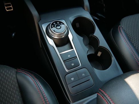 Certified 2023 Ford Escape ST-Line Select AWD/4WD image 23