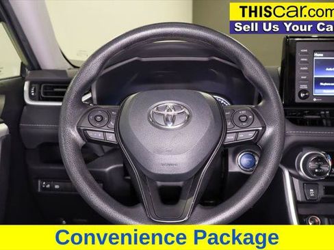 Used 2022 Toyota RAV4 XLE w/ Convenience Package AWD/4WD image 15