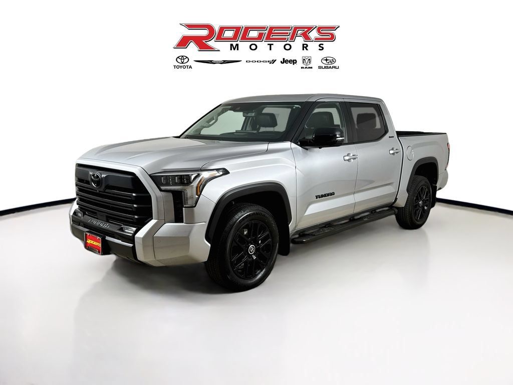 Used 2024 Toyota Tundra Limited AWD/4WD image 8