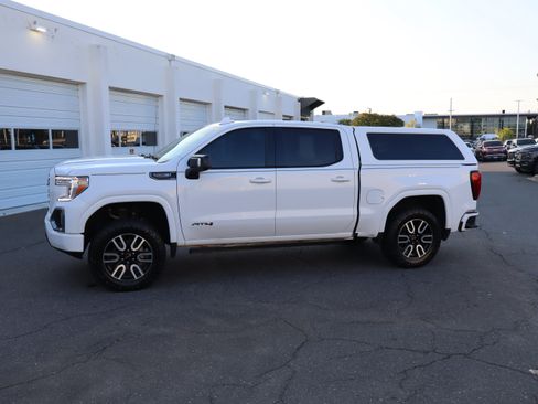 Used 2022 GMC Sierra 1500 AT4 w/ AT4 Premium Package AWD/4WD image 7