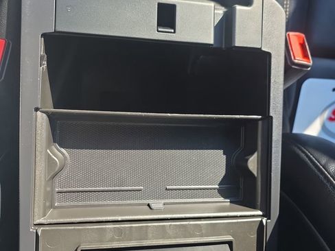 Used 2020 Ford Explorer XLT w/ Equipment Group 202A image 36