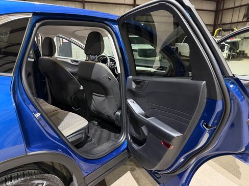 Used 2022 Ford Escape SE FWD image 21