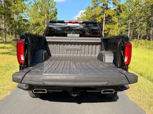 New 2026 GMC Sierra 1500 AT4 w/ AT4 Premium Package AWD/4WD image 5