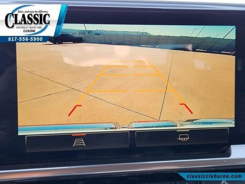 Used 2025 GMC Sierra 1500 Elevation image 18