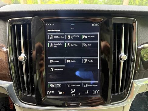 Used 2018 Volvo S90 T6 Momentum w/ Convenience Package AWD/4WD image 21