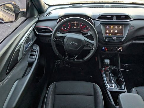 Used 2022 Chevrolet TrailBlazer RS image 15