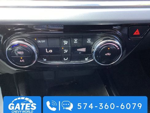 Used 2024 Chevrolet Trax LT w/ Driver Confidence Package image 18