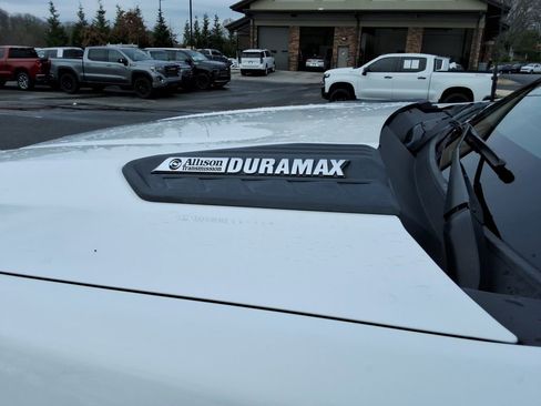 Used 2020 Chevrolet Silverado 3500 W/T w/ WT Convenience Package image 11