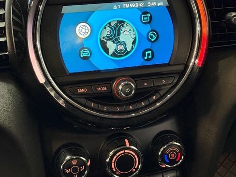 Used 2020 MINI Cooper 2-Door Hardtop w/ Storage Package FWD image 13
